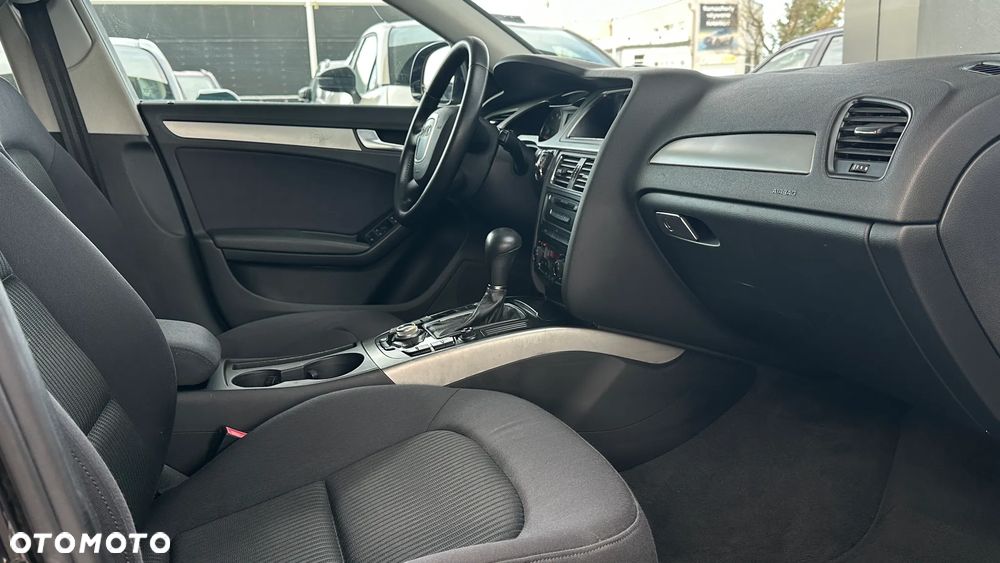 Audi A4 Avant - 16
