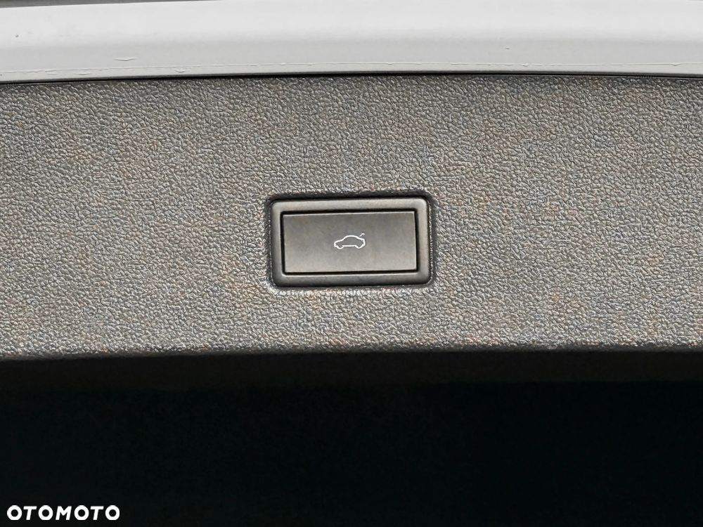 Volkswagen T-Roc 1.5 TSI Style DSG - 13