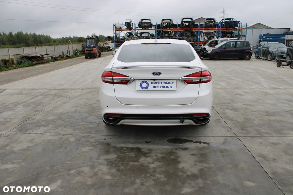 Ford Fusion 2.0 EcoBoost Titanium - 6
