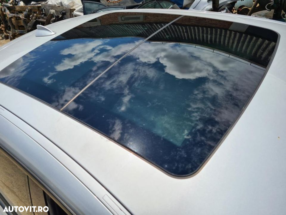 trapa panoramica bmw f07 gt530d an 2010 - 2