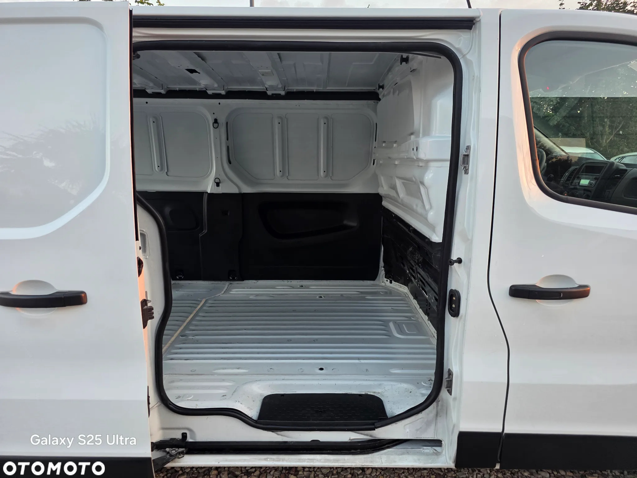 Renault Trafic - 39
