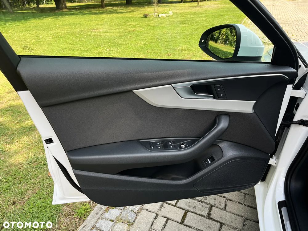 Audi A4 - 35