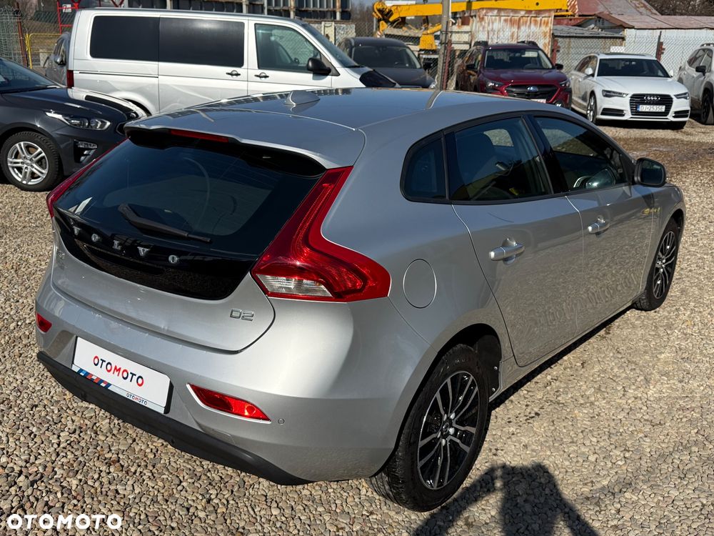 Volvo V40 D2 Kinetic - 10