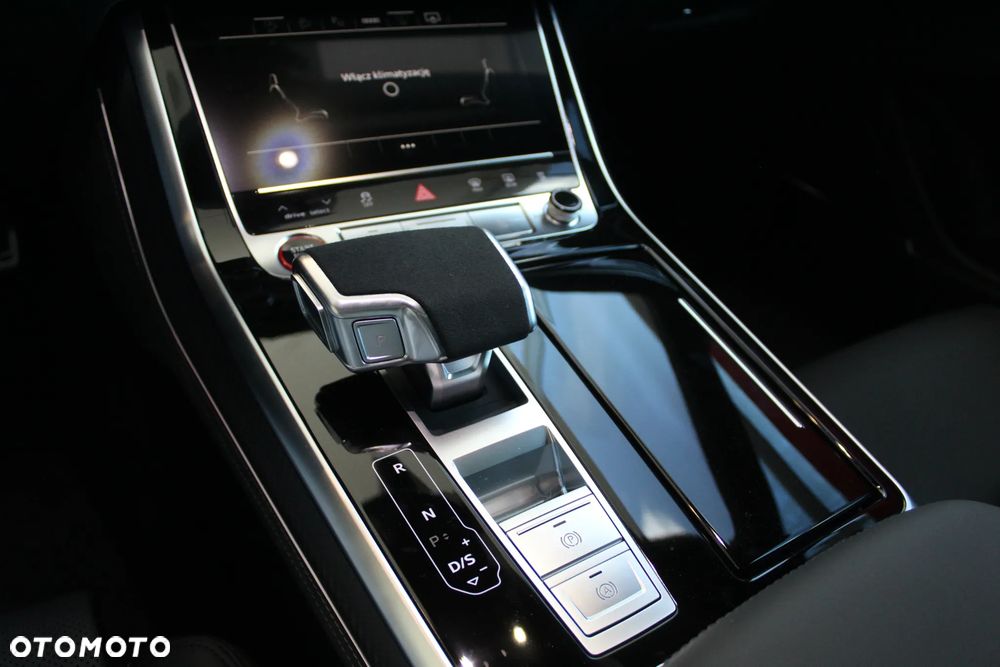 Audi RS Q8 TFSI Quattro Tiptronic Performance - 18