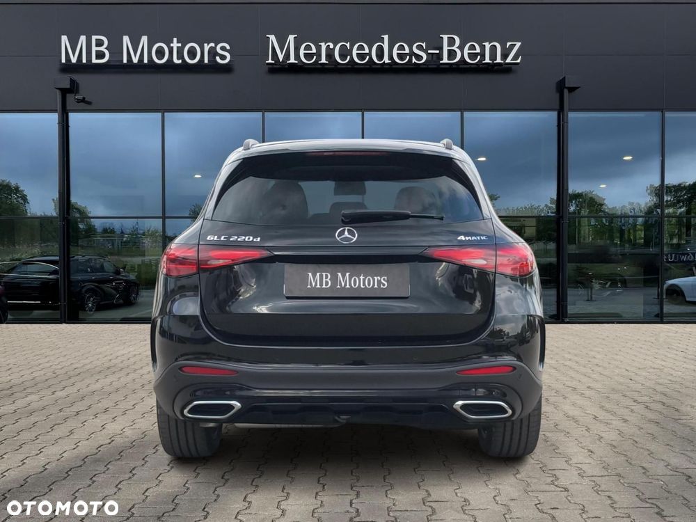 Mercedes-Benz GLC - 8