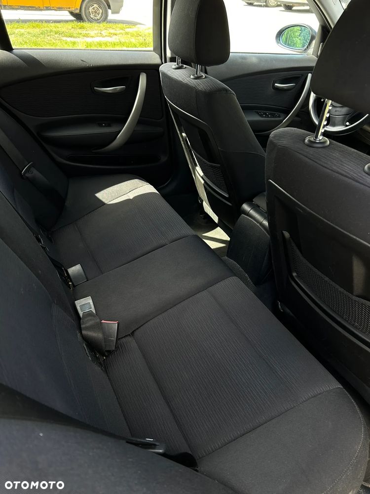 BMW Seria 1 116i - 11