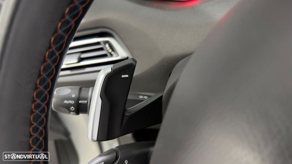 Peugeot 308 PureTech 130 GPF EAT8 Stop & Start Tech Edition - 21