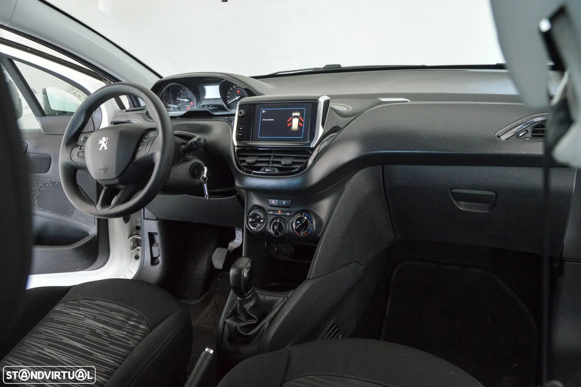 Peugeot 208 Van 1.5 BlueHDI 2L - IVA dedutível - 7
