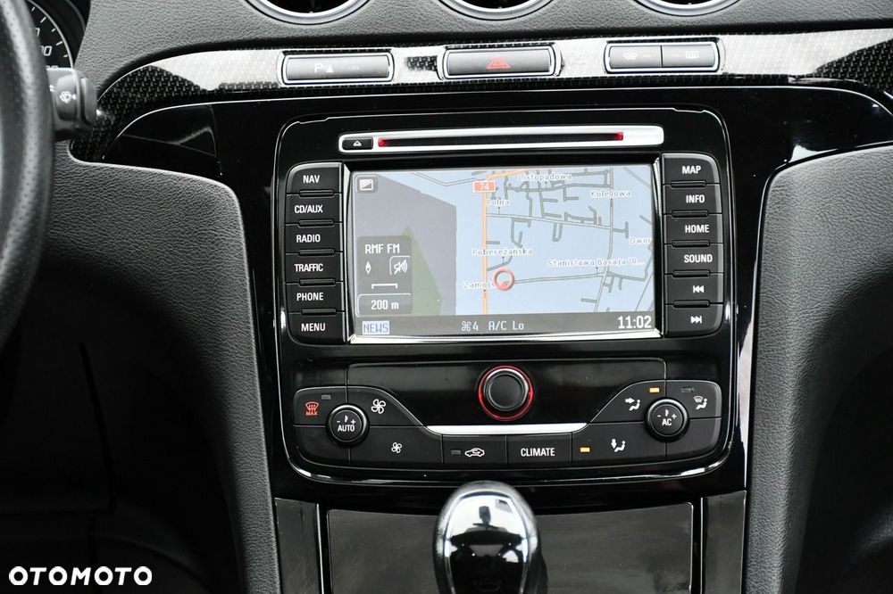 Ford S-Max - 24