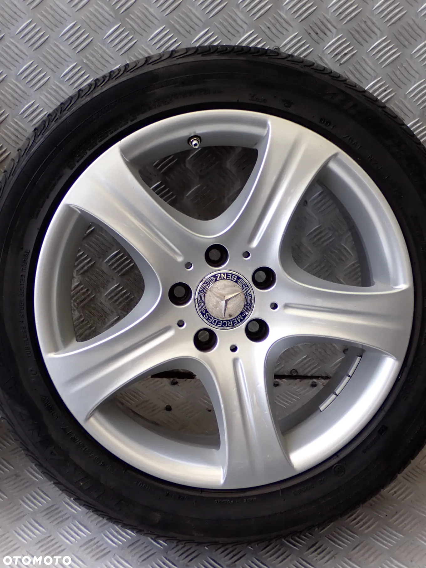 KOŁA FELGI ALUMINIOWE MERCEDES 8,5JX17  ET 48  5X112  A2124015902 Z OPONAMI LATO 245/45/17 1600 ZŁ - 9
