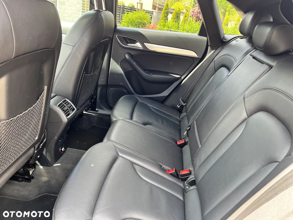 Audi Q3 40 TFSI Quattro S tronic S line - 13