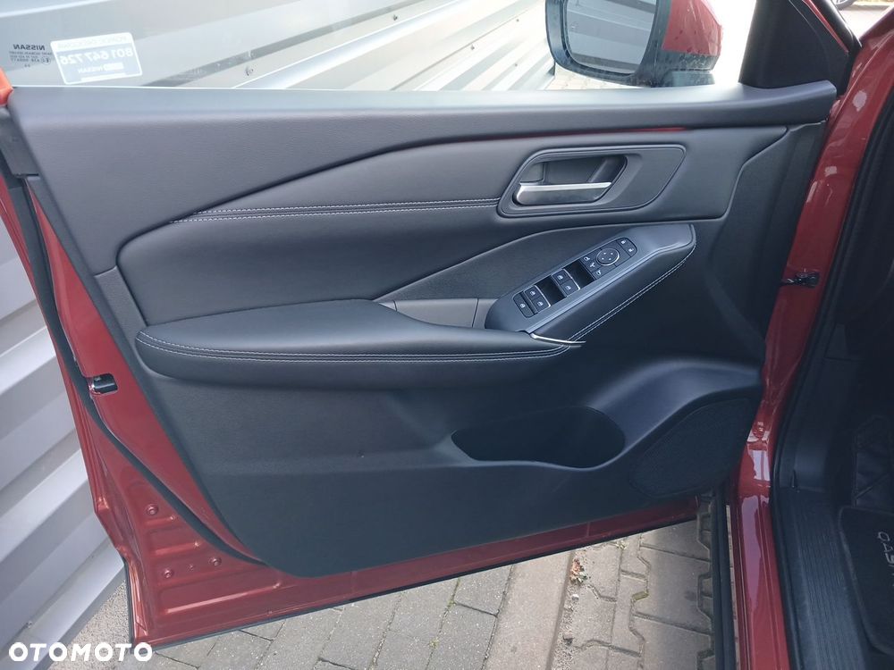 Nissan Qashqai 1.3 DIG-T mHEV N-Connecta Xtronic - 13