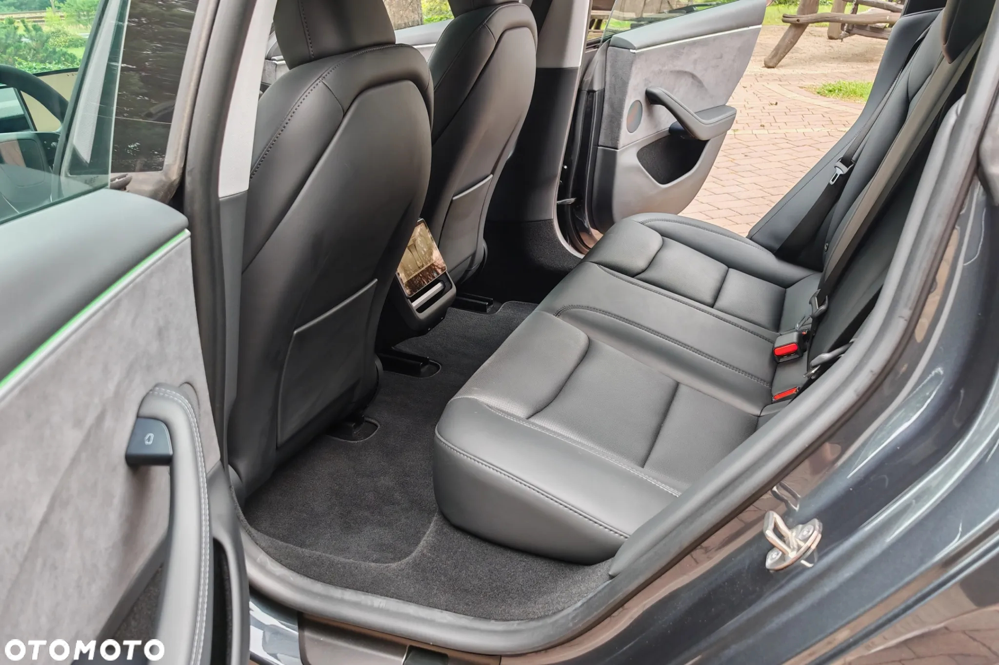 Tesla Model 3 Long Range AWD - 14