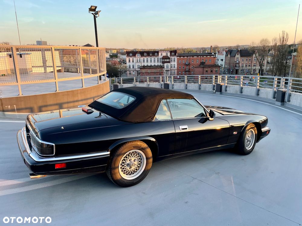Jaguar XJS - 18