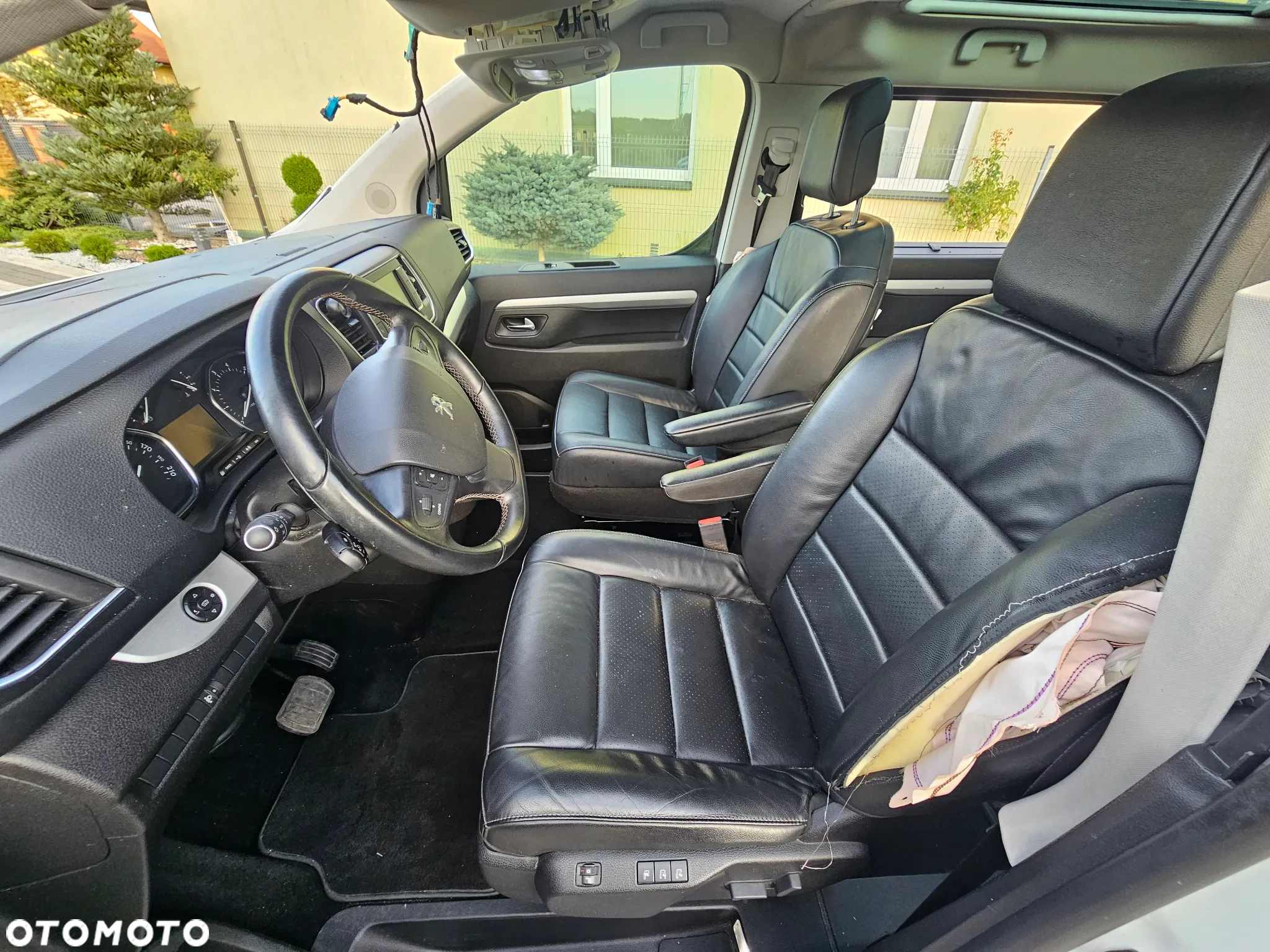 Peugeot Traveller 2.0 BlueHDi Long Business Vip - 11