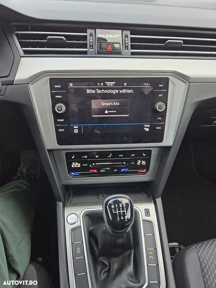 Volkswagen Passat - 16