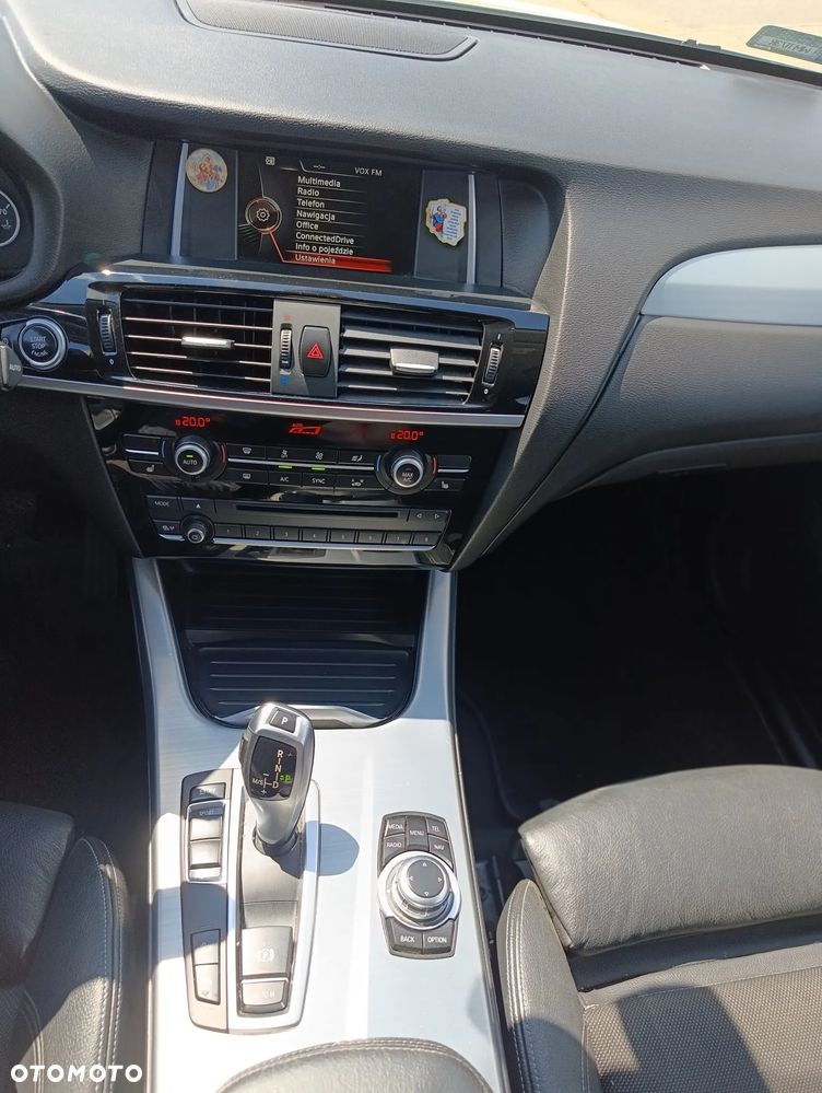 BMW X3 xDrive20i - 8