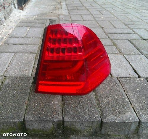 BMW 3 E91 KOMBI LIFT 08- LIFT PRAWA TYLNA LAMPA ORYGINAŁ - 2