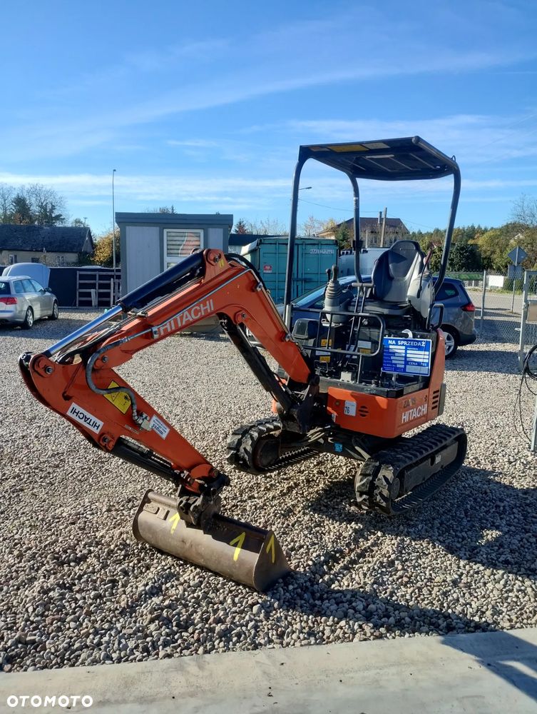 Hitachi ZX 19U 6YR - 12