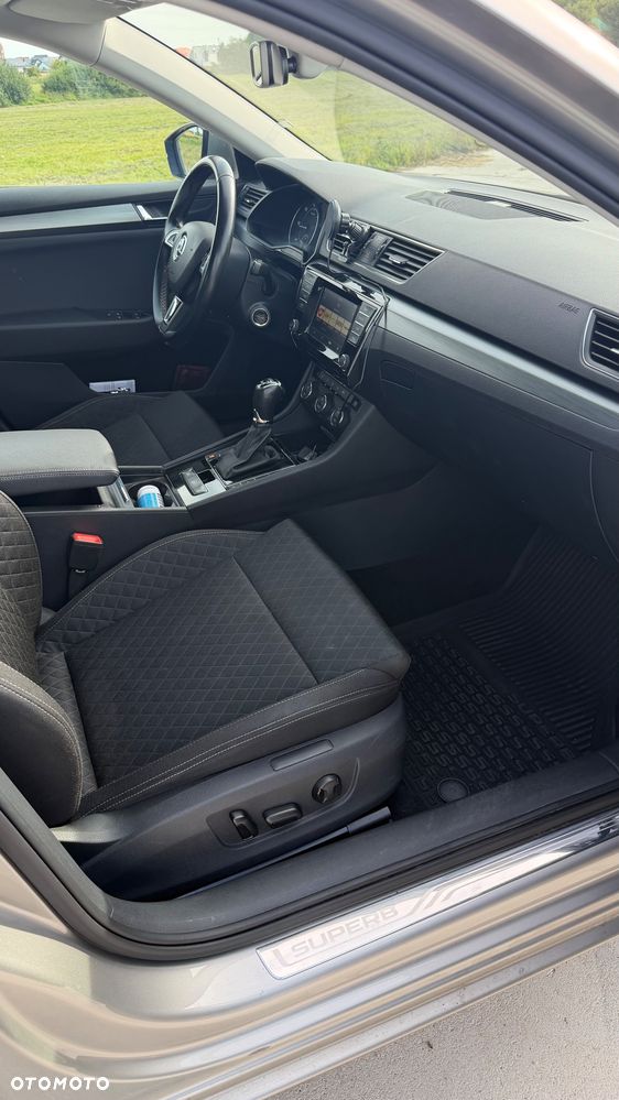 Skoda Superb 2.0 TDI 4x4 Style DSG - 7