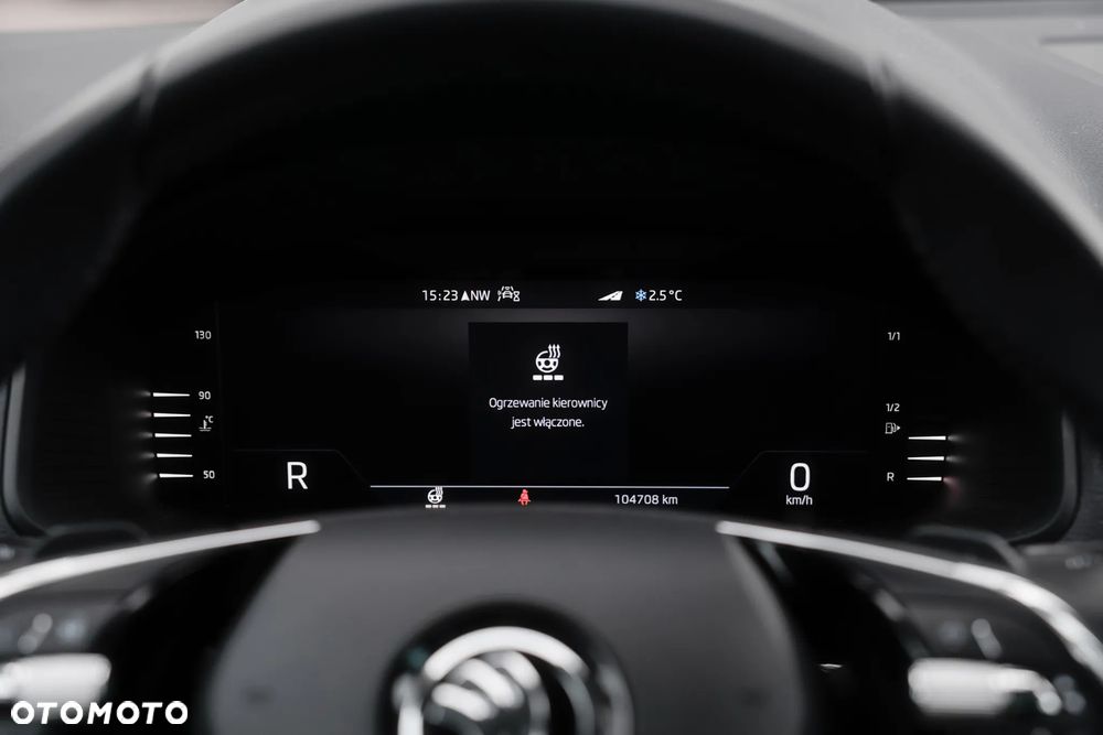 Skoda Karoq 1.5 TSI ACT Style DSG - 23