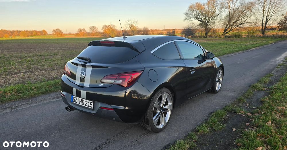 Opel Astra 1.4 Turbo - 4