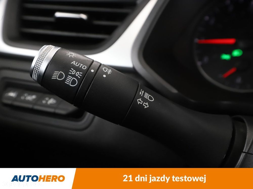 Renault Captur - 28