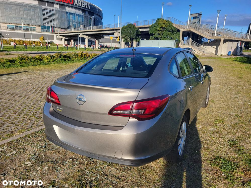 Opel Astra 2017 photo 3