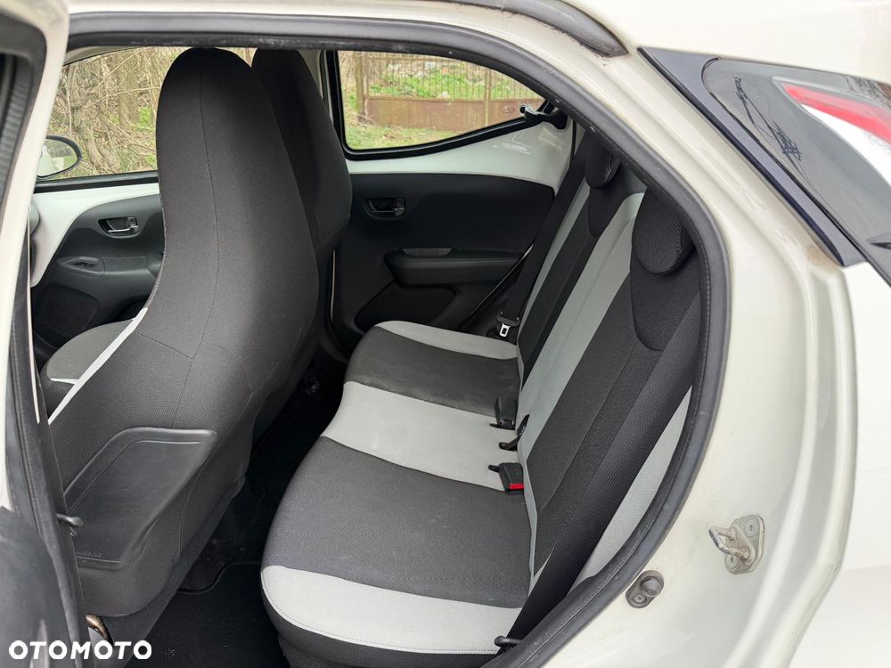 Toyota Aygo - 14