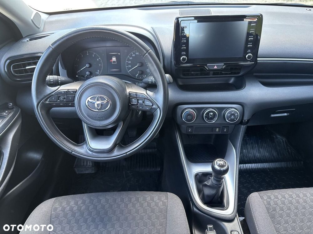 Toyota Yaris - 3