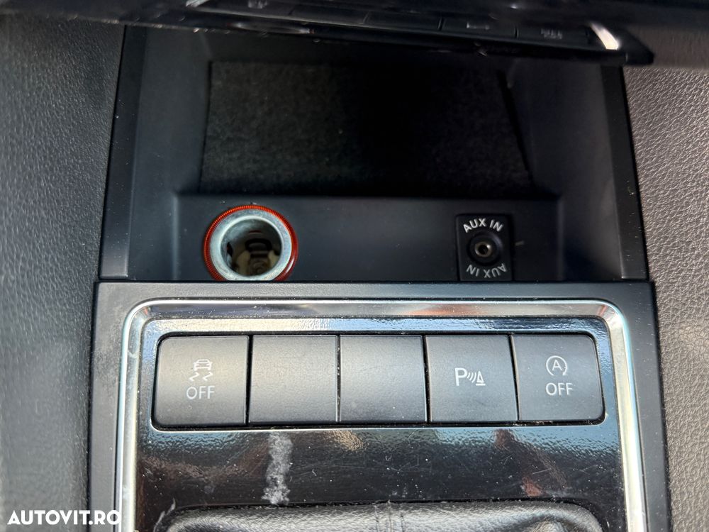 Volkswagen Jetta 2.0 TDI BlueMotion Technologie - 11
