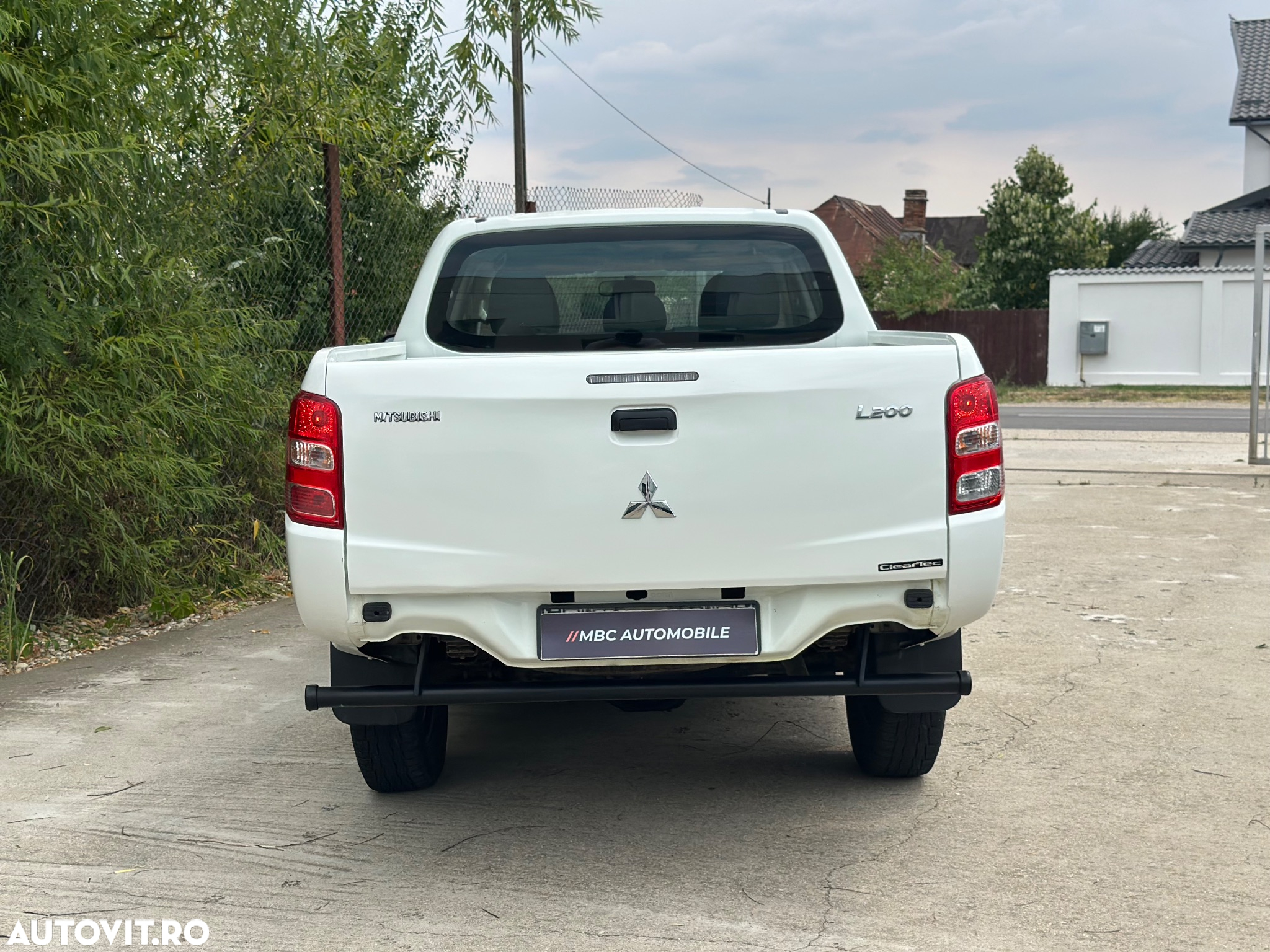 Mitsubishi L200 Double Cab 2.2 DI-D M/T Instyle - 5