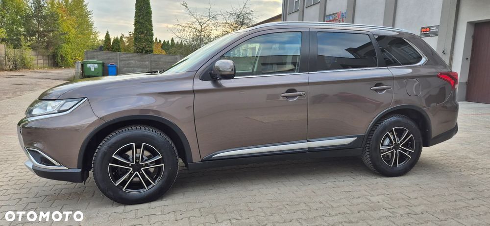 Mitsubishi Outlander 2.0 2WD Diamant Edition - 6
