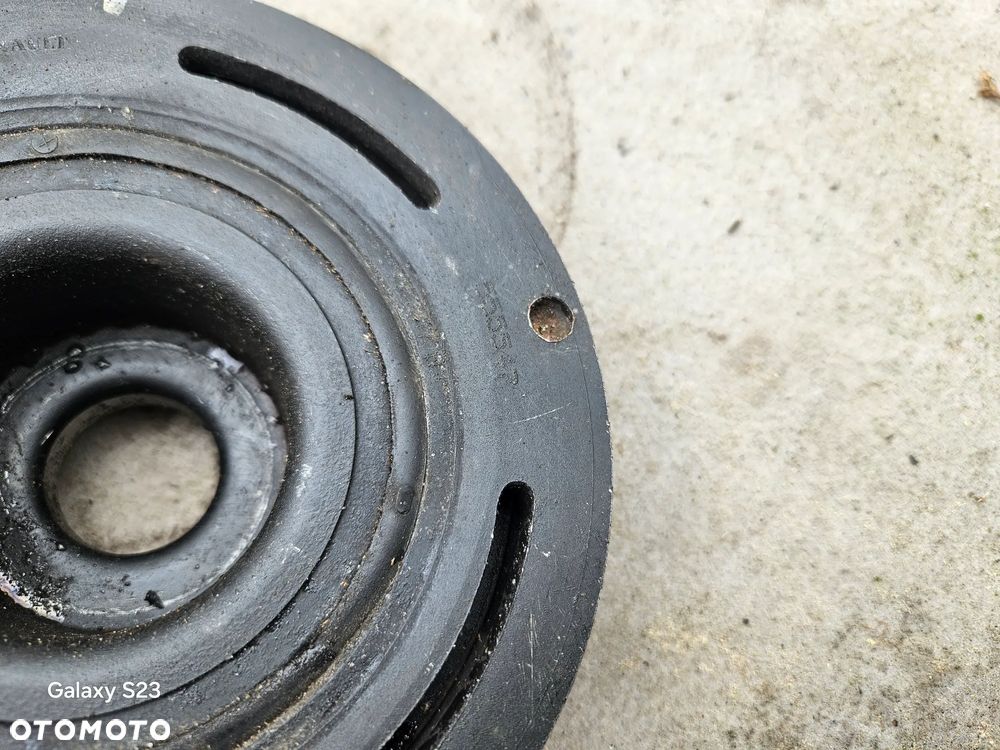 Koło pasowe wału Renault Master II Movano 2,2 2,5 DCI 555547 - 3