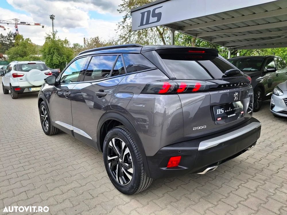 Peugeot 2008 1.2 PureTech EAT8 STT GT Pack - 4