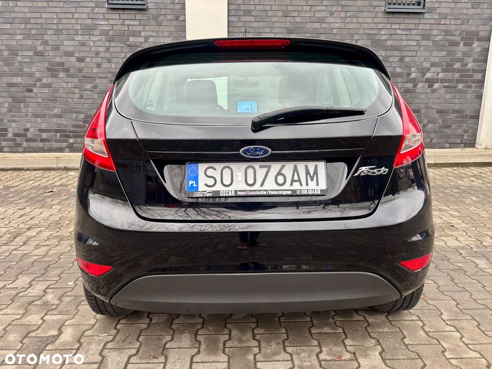 Ford Fiesta - 10