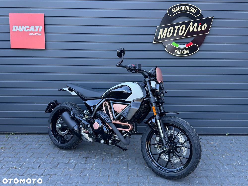 Ducati Scrambler - 1