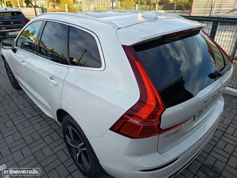Volvo XC 60 2.0 T8 PHEV R-Design AWD - 8