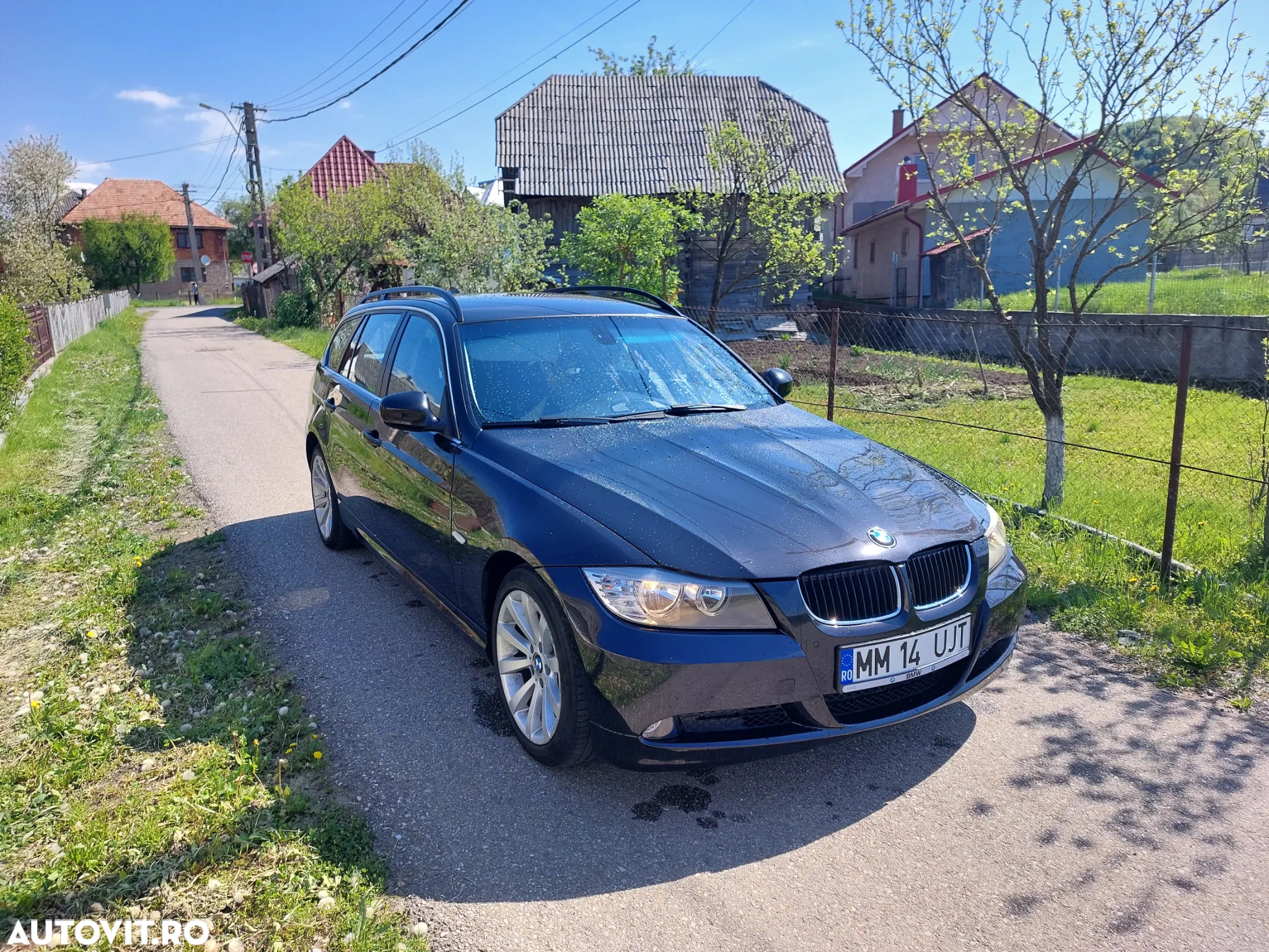 BMW Seria 3 320d DPF Aut. - 2