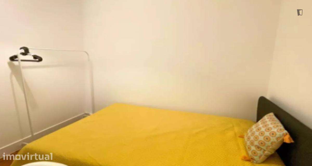 Quarto - localizado em Arroios Lisbon - Grande imagem: 2/7