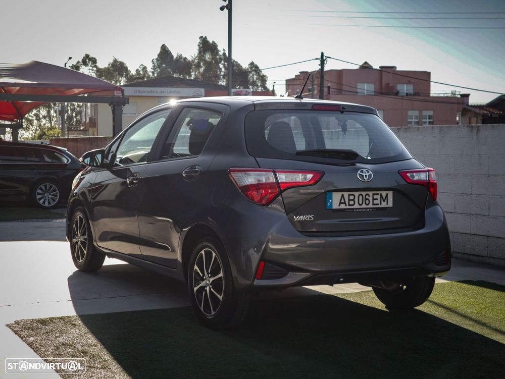Toyota Yaris 1.0 VVT-i Exclusive - 29