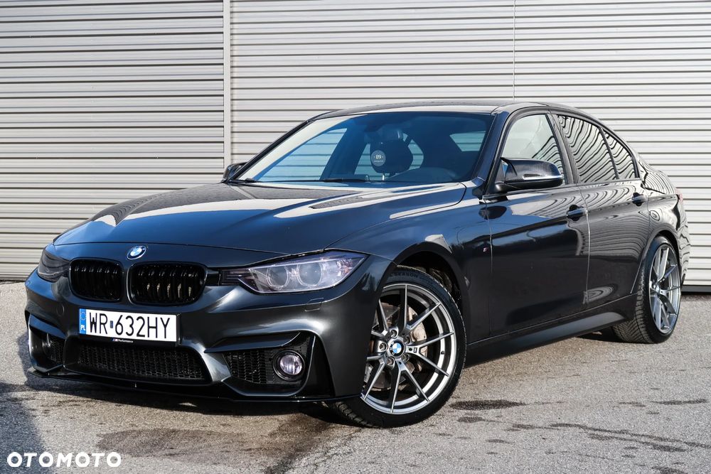 BMW Seria 3 335i xDrive M Sport - 2