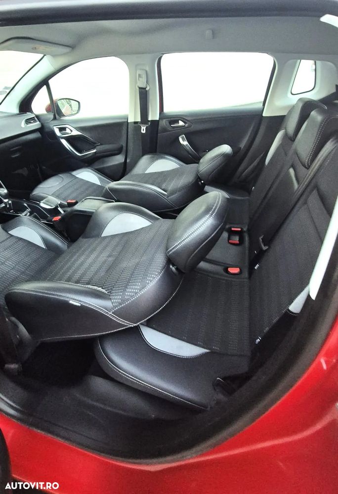 Peugeot 2008 PureTech 110 Stop&Start EAT6 GT-Line Edition - 14