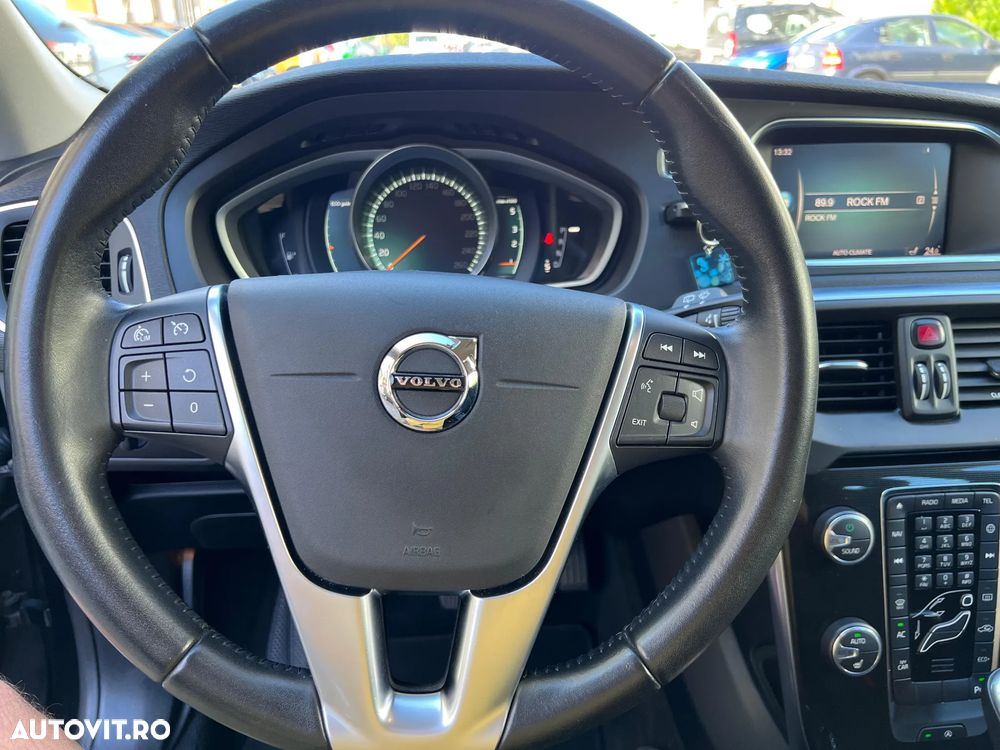 Volvo V40 D2 Geartronic Momentum - 20
