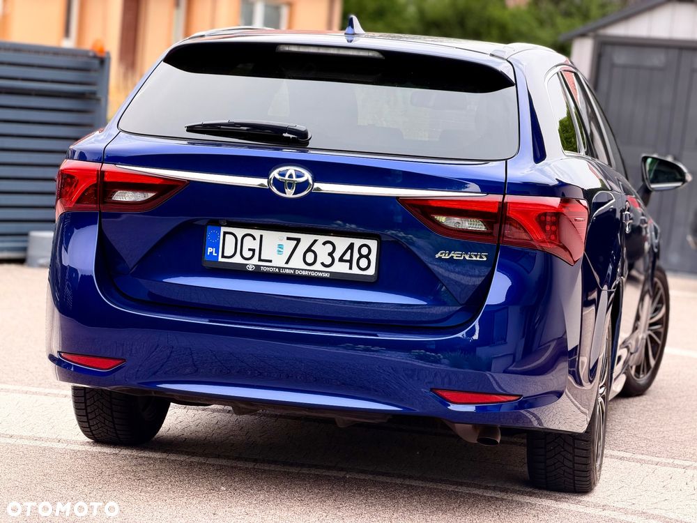 Toyota Avensis 2.0 D-4D Premium - 17