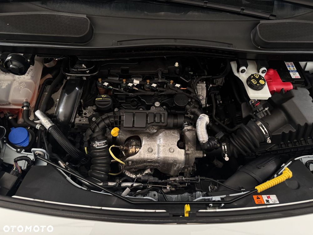 Ford Transit Connect - 25