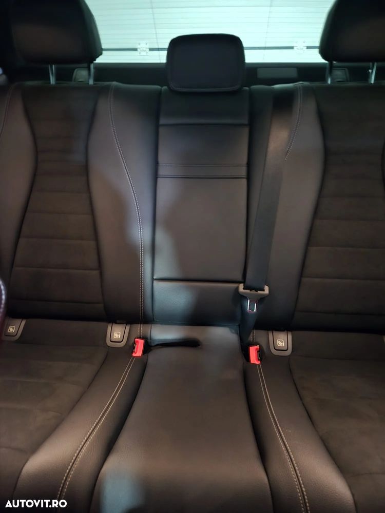 Mercedes-Benz E - 10