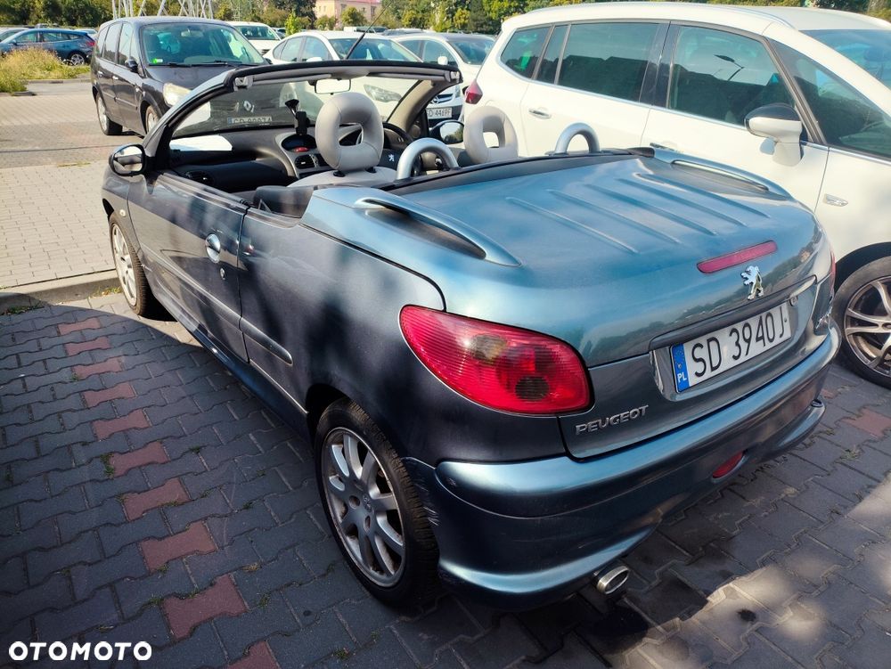 Peugeot 206 CC - 2