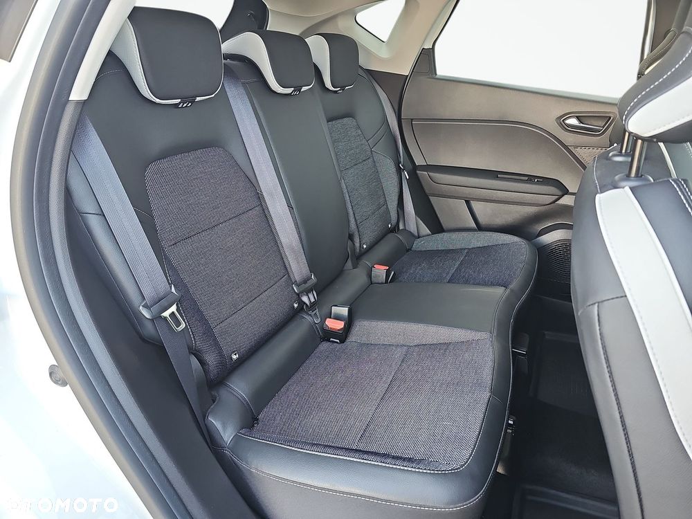 Renault Captur - 29