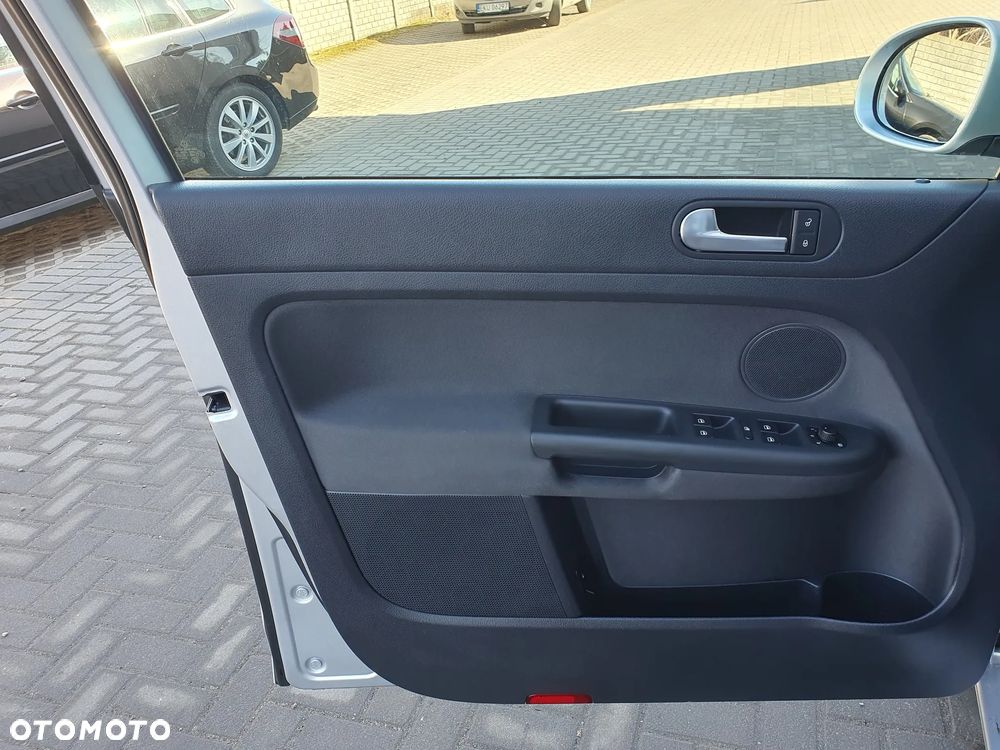 Volkswagen Golf Plus 1.2 TSI Life - 33